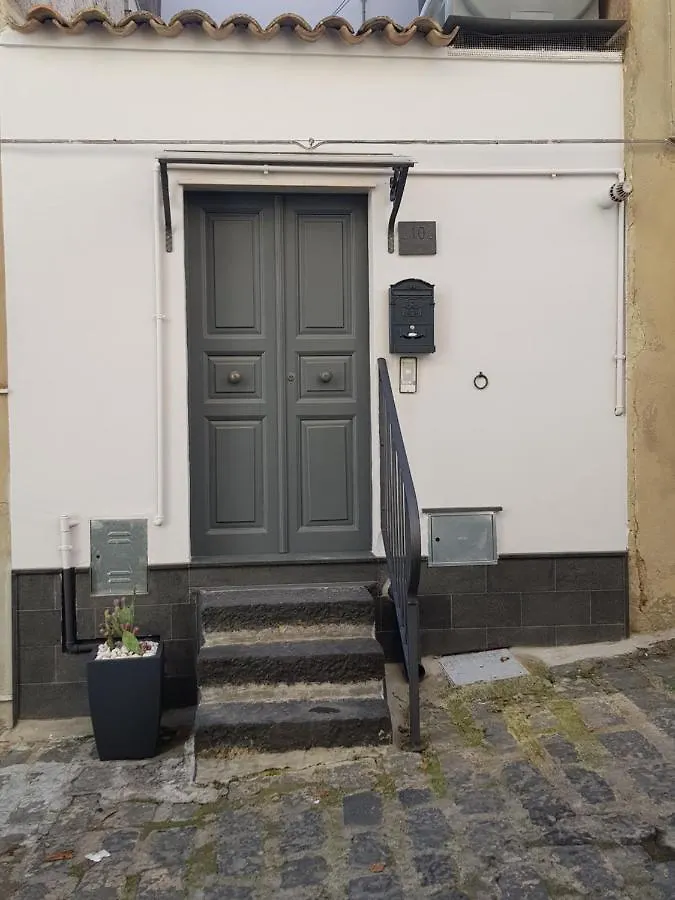 Domvs Givliano Appartement Valguarnera Caropepe